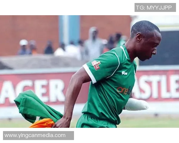 脚踝骨折的足球明星如何克服伤痛重返赛场的励志故事 脚踝骨折的足球明星如何克服伤痛重返赛场的励志故事